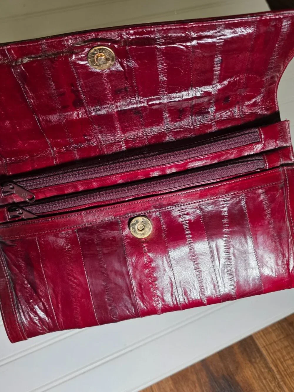 Eel skin clutch  bag in Burgundy Vintage Quiet Luxury